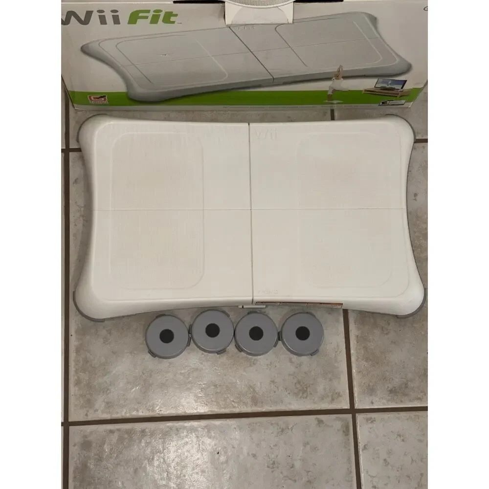 Nintendo Wii Fit Balance Board with Wii Fit Game and Box